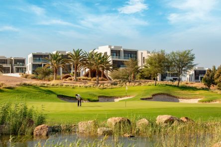 Ayla Aqaba Golf Residences overlooking the Ayla Golf Club and the red sea